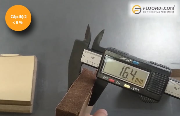 Cấp độ 2 có độ trương nở dưới 8% được các chuyên gia đánh giá thuộc dòng sàn chịu nước tiêu chuẩn